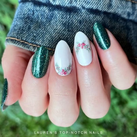 🌟 Noon Nailfie 🌟

💅 Sets Used: Fir Evergreen, Holiday Hearth

🌟 Rating:
❤ It's OK, but not for me
❤❤ I might like it better in person
❤❤❤ So cute! Show me more
❤❤❤❤ OMG! I need it now!
❤❤❤❤❤ How fast can it get here!

Don't forget to share your thoughts in the comments below! 💬
#NoonNailfie #ManicureOfTheDay #NailPolishLove #FirEvergreen #HolidayHearth #TheMagicoftheSeason