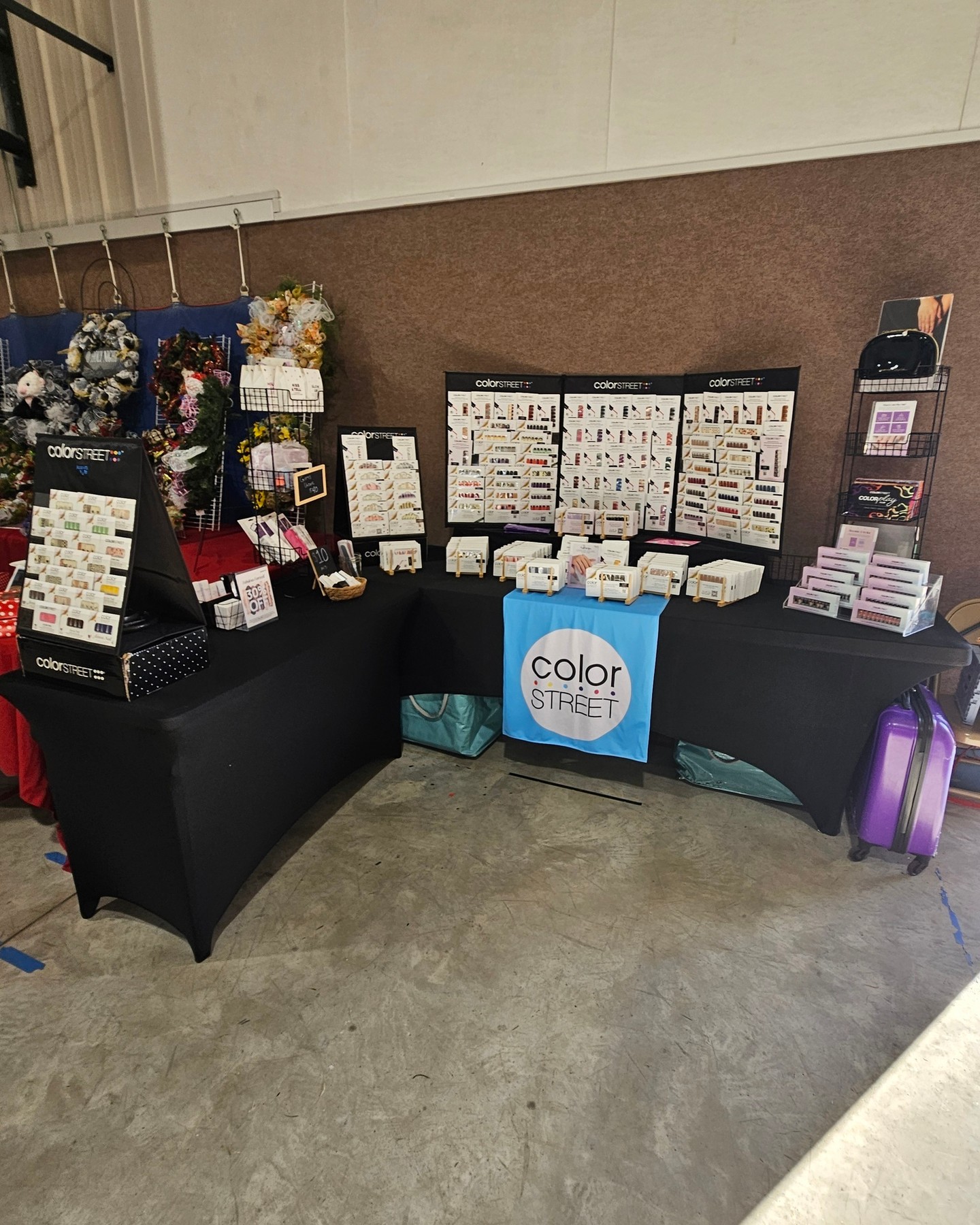🎃 TODAY'S THE DAY! Come shop local! 🛍️

I'm setting up at the Enon Vendor Fair today from 9 AM to 3 PM, and I'd love to see you!

Come browse Color Street nail strips, seasonal favorites, beauty goodies, and more. Whether you're looking for your next manicure, a little something for yourself, or an early gift, there's plenty to explore.

📍 Enon General Baptist Church 
Princeton, Indiana 
🕘 9 AM–3 PM

Come say hi, browse the goodies, and help make it a fun Saturday! 💅💕